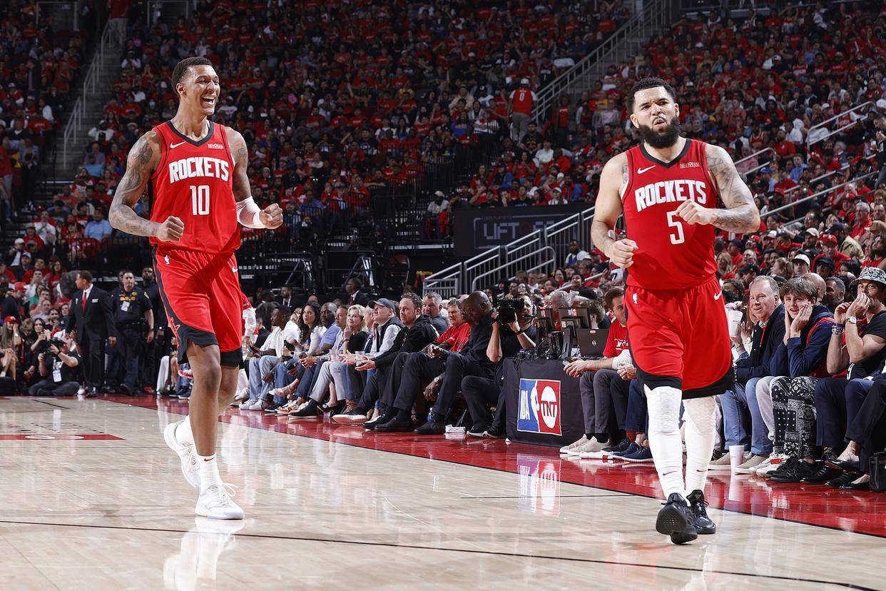 火箭主帅赞扬球队，精神面貌良好(火箭主帅赞扬球队,精神面貌良好的句子)